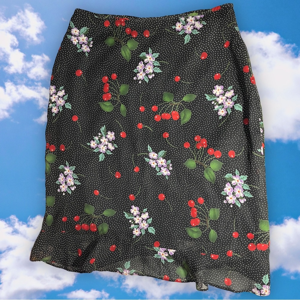 Uniform John Paul Richard trumpet skirt with cheery print,L